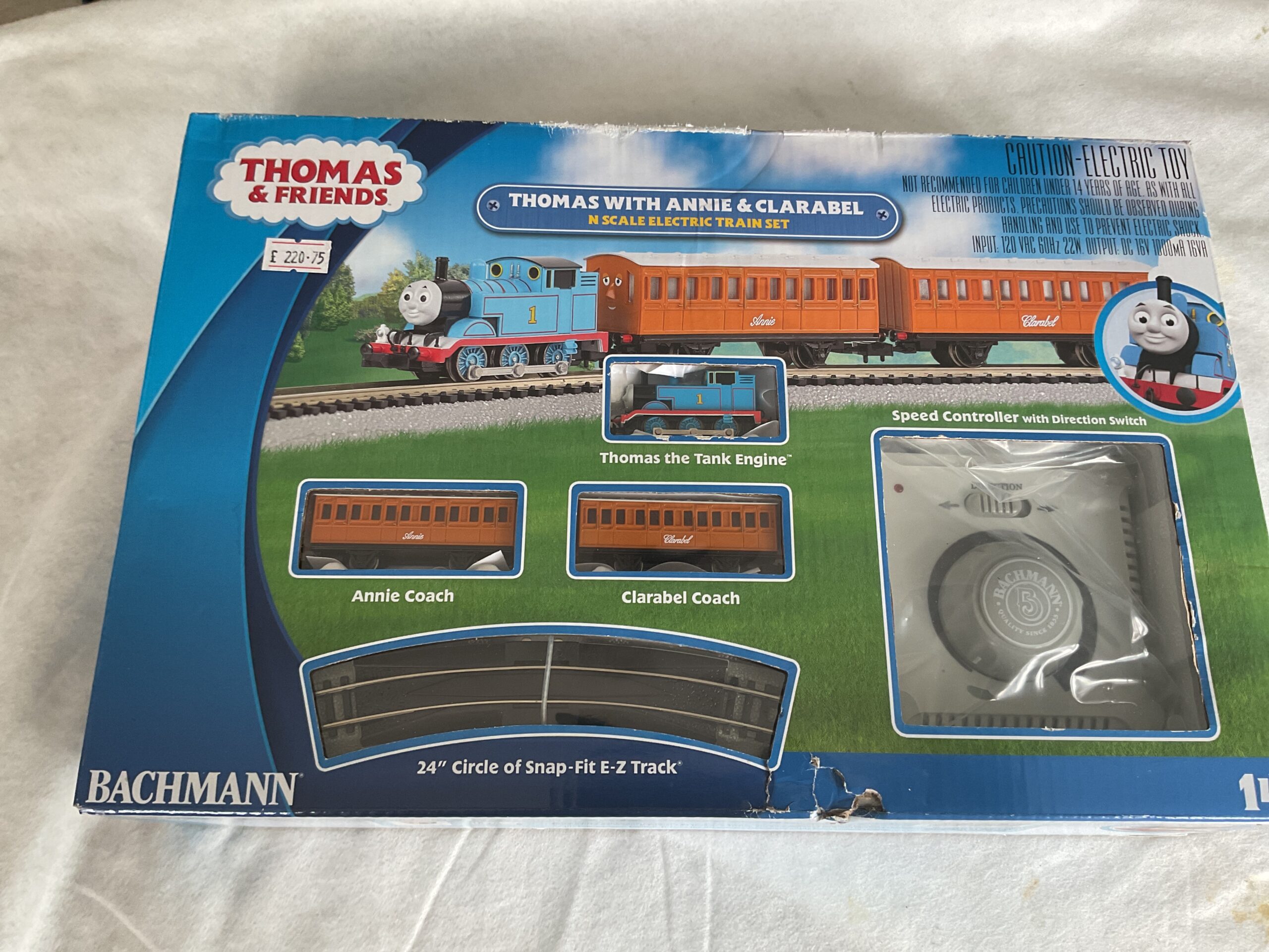 N gauge Thomas with Annie and Clarabel train set
